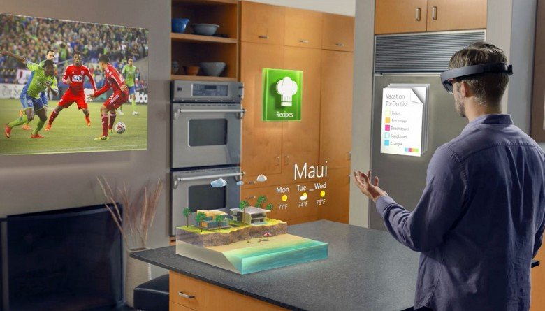 hololens-msft-780x445